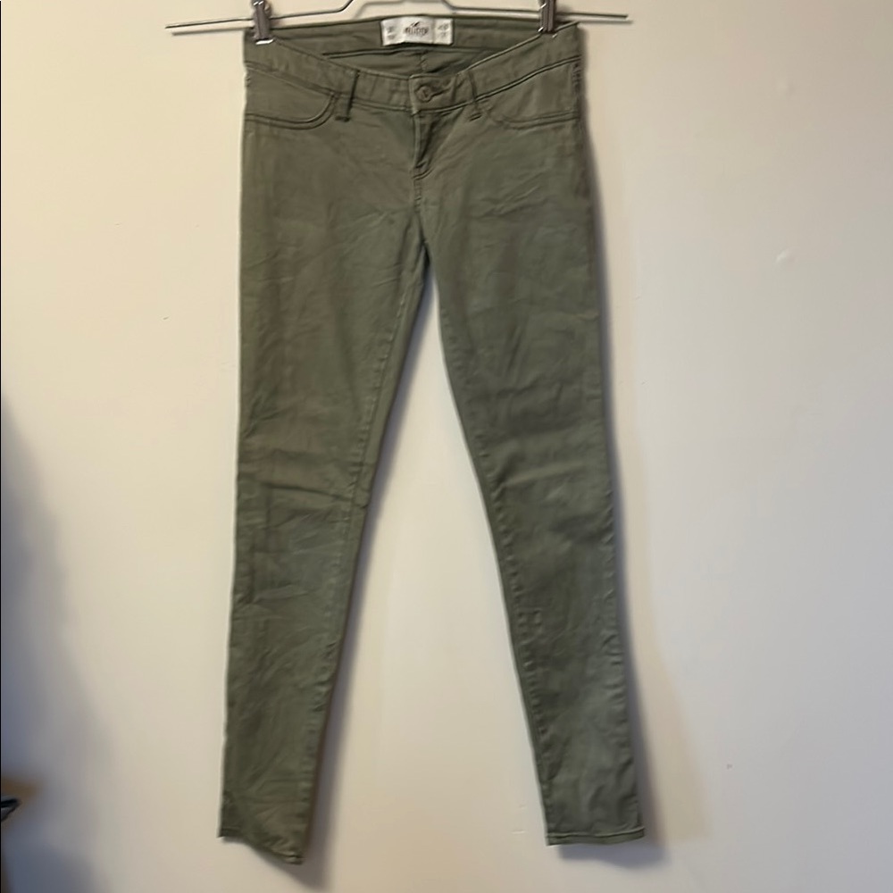 Hollister Sage Green Jeans size 3R in like new condition low rise front